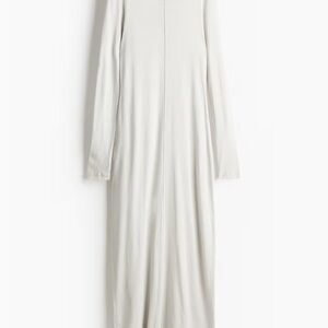 Long Sleeve Gown with Crew Neck